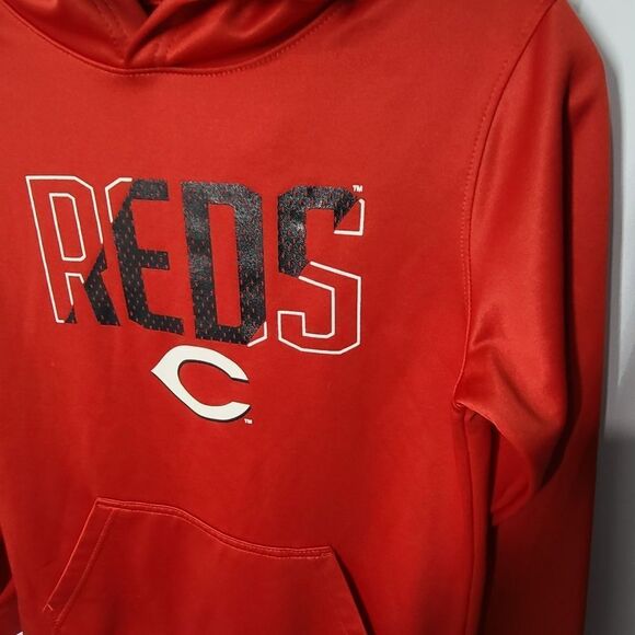 Cincinnati Reds Women's Red & Black Hoodie - Picture 5 of 9
